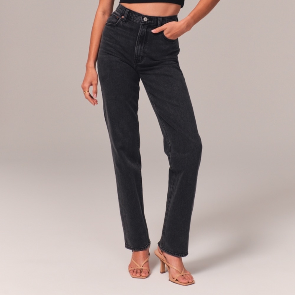 Abercrombie Ultra High Rise 90s Slim Straight Jeans